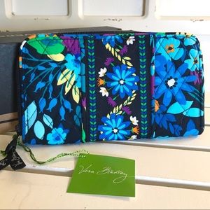 Vera Bradley Accordion Wallet